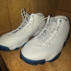 Jordan horizon lows size 10.5